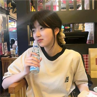 风流艳妇